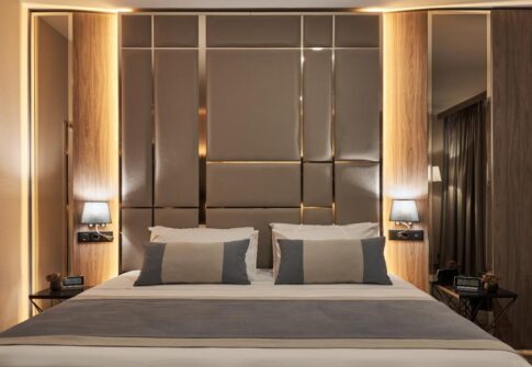 205522922421931287940e495692-a5e1-45f1-86f6-73cb59f1f535